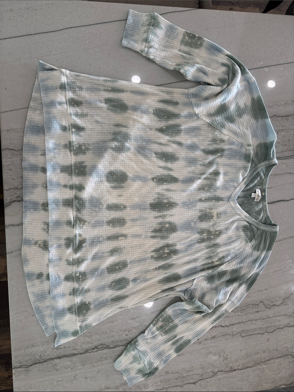 Wonderly Sage Green Tie-Dye Waffle Knit Scoop Neck Long Sleeve Top